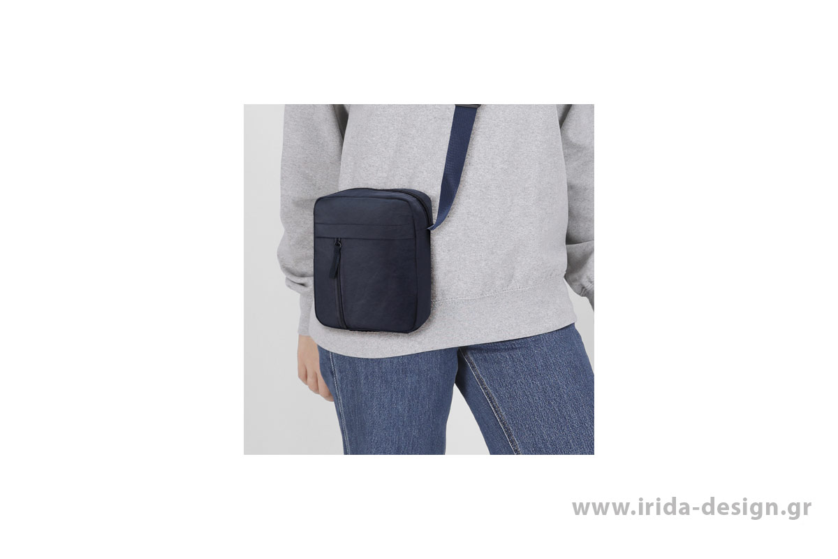 Τσαντάκι Ώμου Χιαστί από Soft Nylon με Κεντρική Θήκη & Κάθετες Μπροστινές Τσέπες με Φερμουάρ